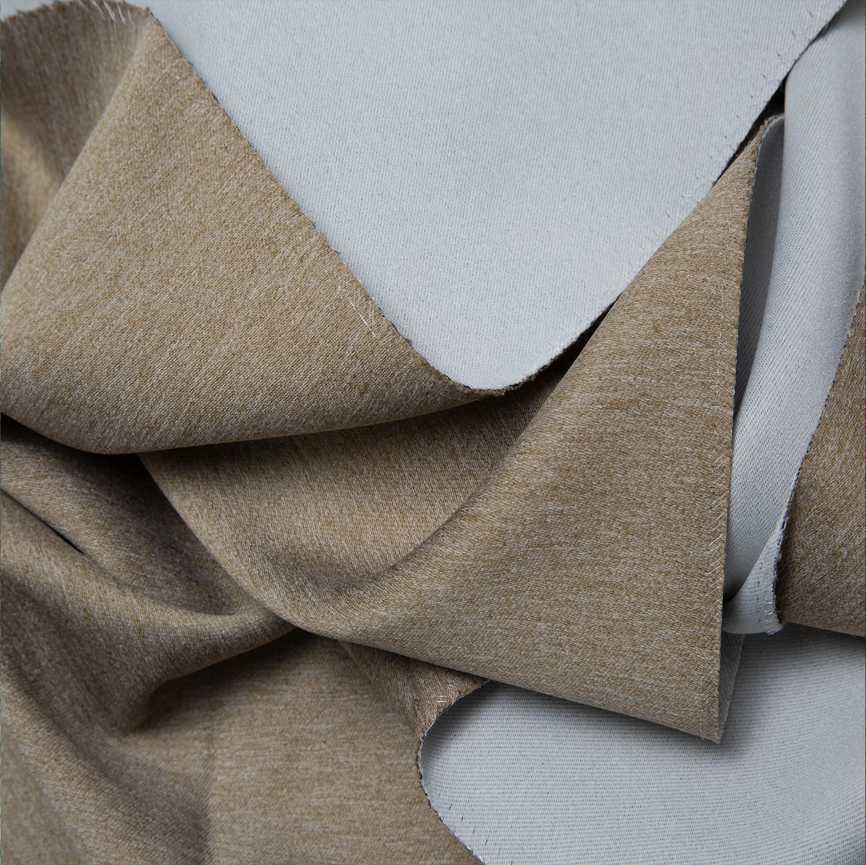 Blackout fabric with an elegant touch and texture. Andriali Contract