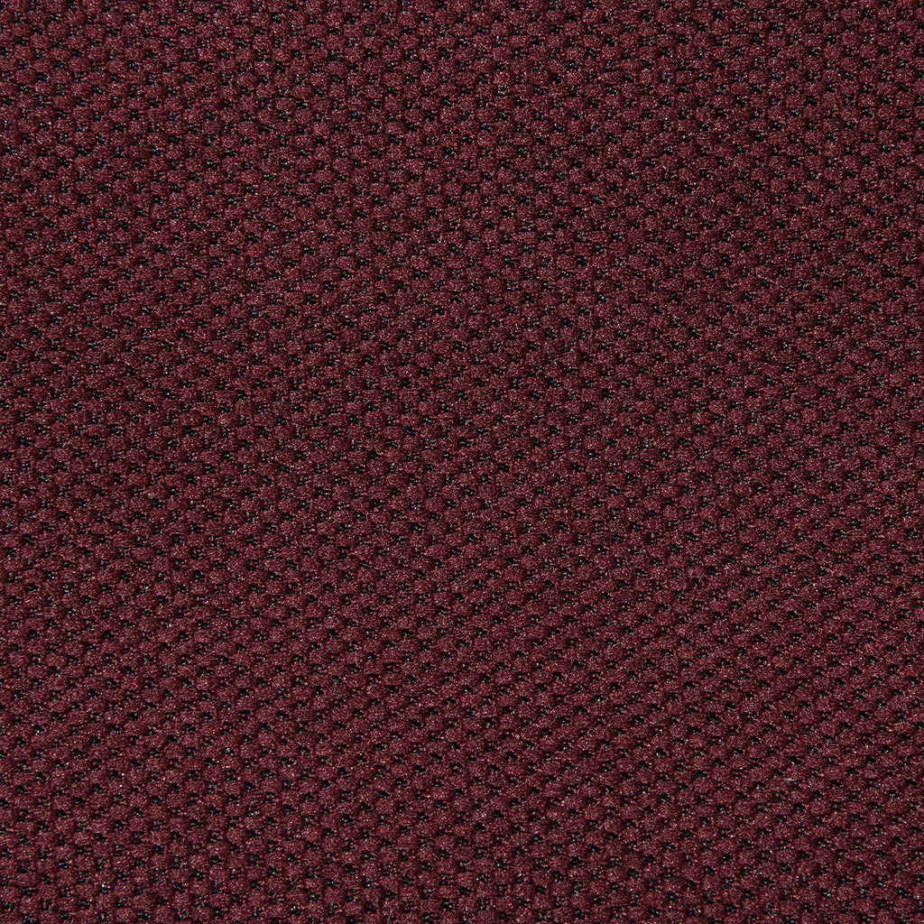 Blackout fabric with an elegant touch and texture. Andriali Contract