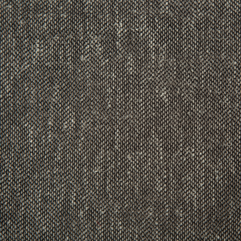 Drapery fabric with an elegant touch, and woven texture. Andriali Contract